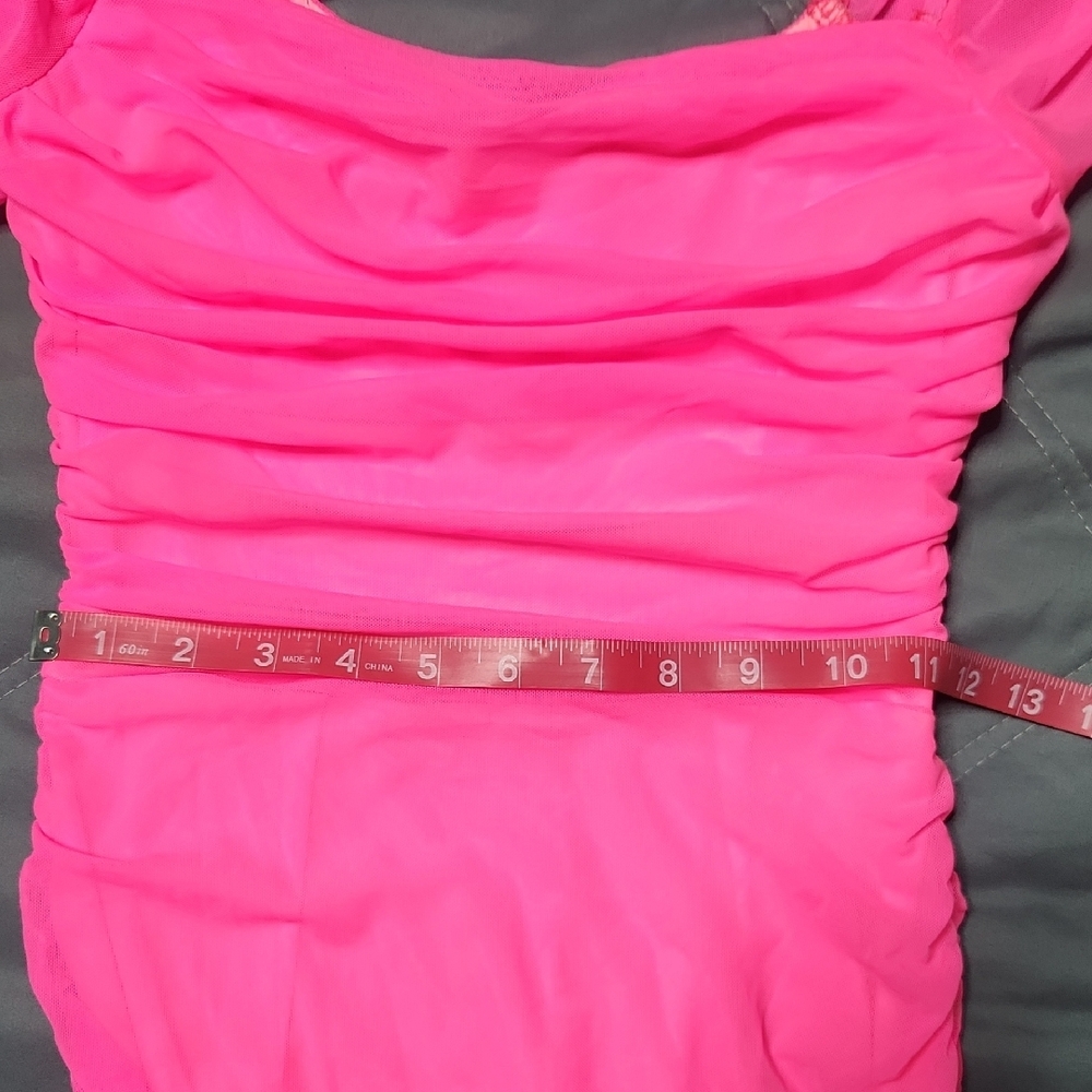 Pink Ruched Bodycon Dress with Square Neckline - Picture 6 of 7